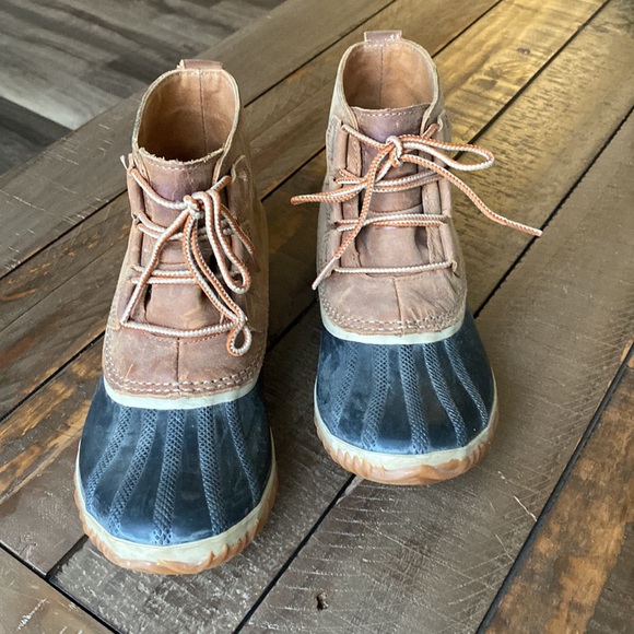 SOREL - Out and About Womens Boots - Picture 4 of 8